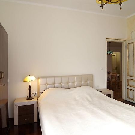 בורגאס Art Guesthouse Vintage מראה חיצוני תמונה