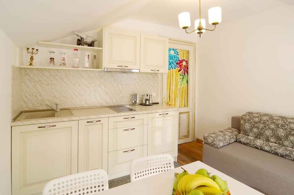 בורגאס Art Guesthouse Vintage מראה חיצוני תמונה